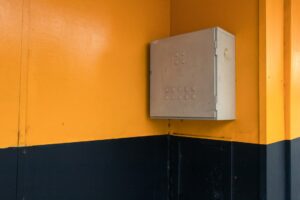 tankless water heater mounted on wall - how does a tankless water heater work