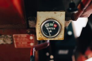 tankless water heater vs traditional water heater comparison